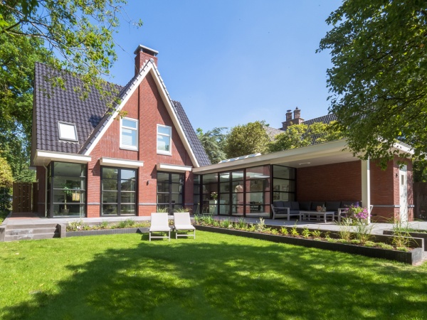 Nieuwbouw luxe woning Bergen in jaren 30 stijl