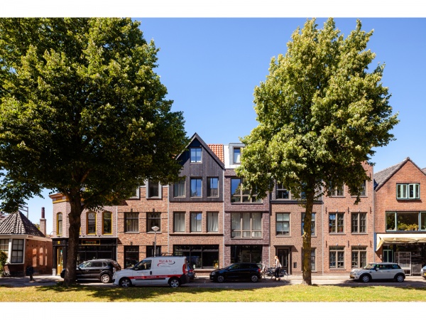Nieuwbouw appartementen en winkelruimte aan de Westerweg te Alkmaar.
